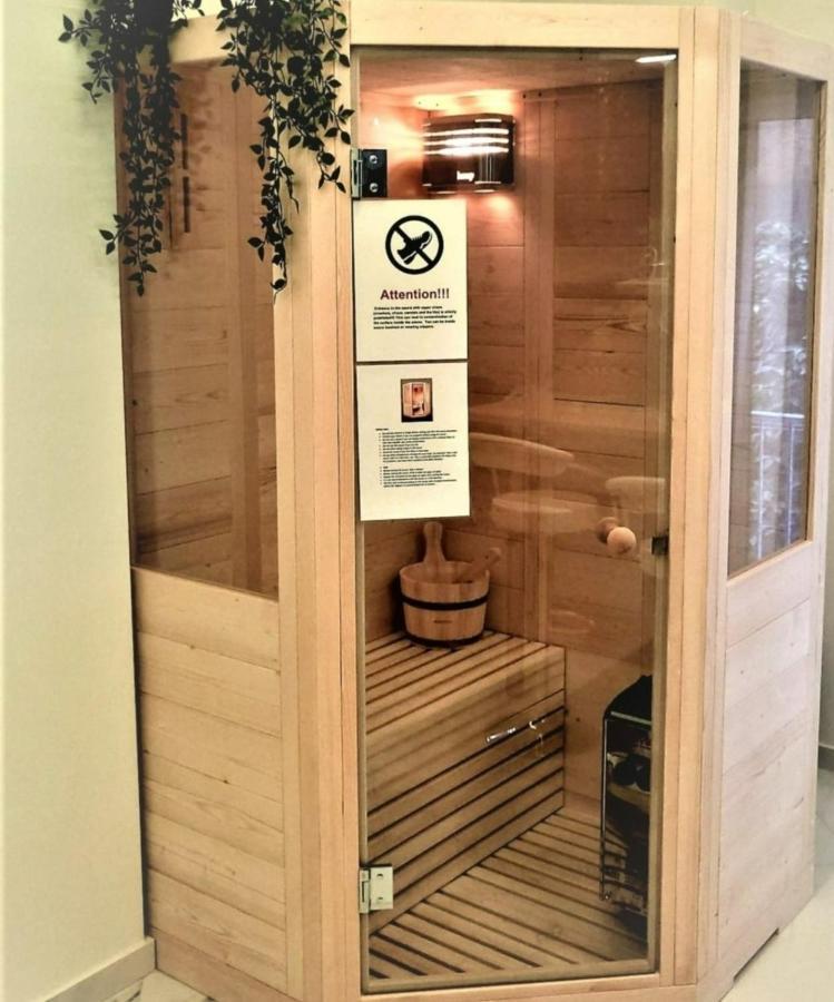 ROMANTIC DELUXE SVITE wise Jacuzzi&Sauna Athen Exterior foto