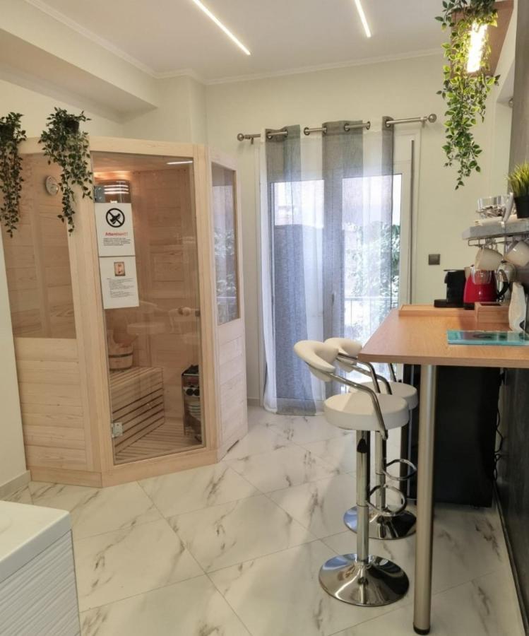 ROMANTIC DELUXE SVITE wise Jacuzzi&Sauna Athen Exterior foto